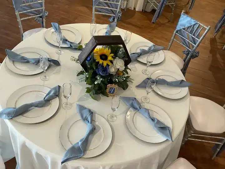 Table centerpiece and décor by Amore Events II — Central Florida